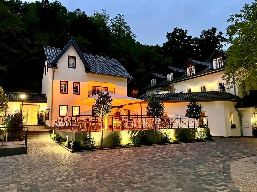 Landgasthaus Steinsmuhle Hotel Bad Muenstereifel Exterior foto